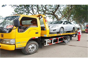 漳州附近24小时汽车拖车服务热线